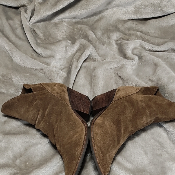 Society Amuse Matisse Brown Suede Ankle Boots Size 9M - Picture 4 of 9